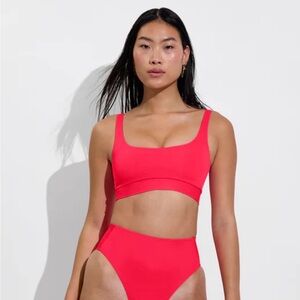 Left on Friday Double Scoop Top